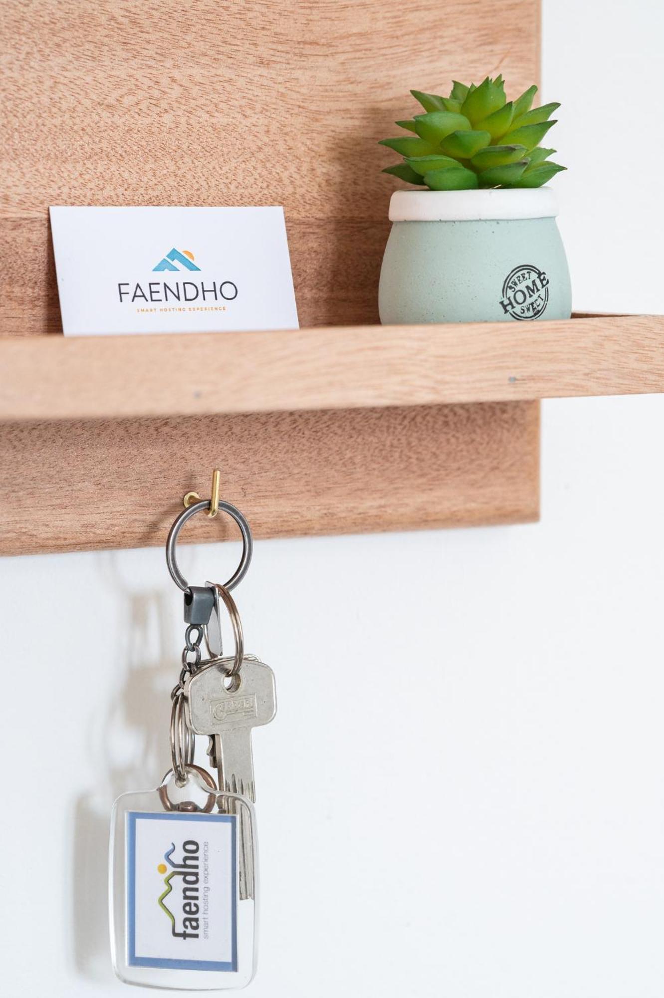 Guest House - Affittacamere Green Apartment - By Faendho Porto Torres Buitenkant foto